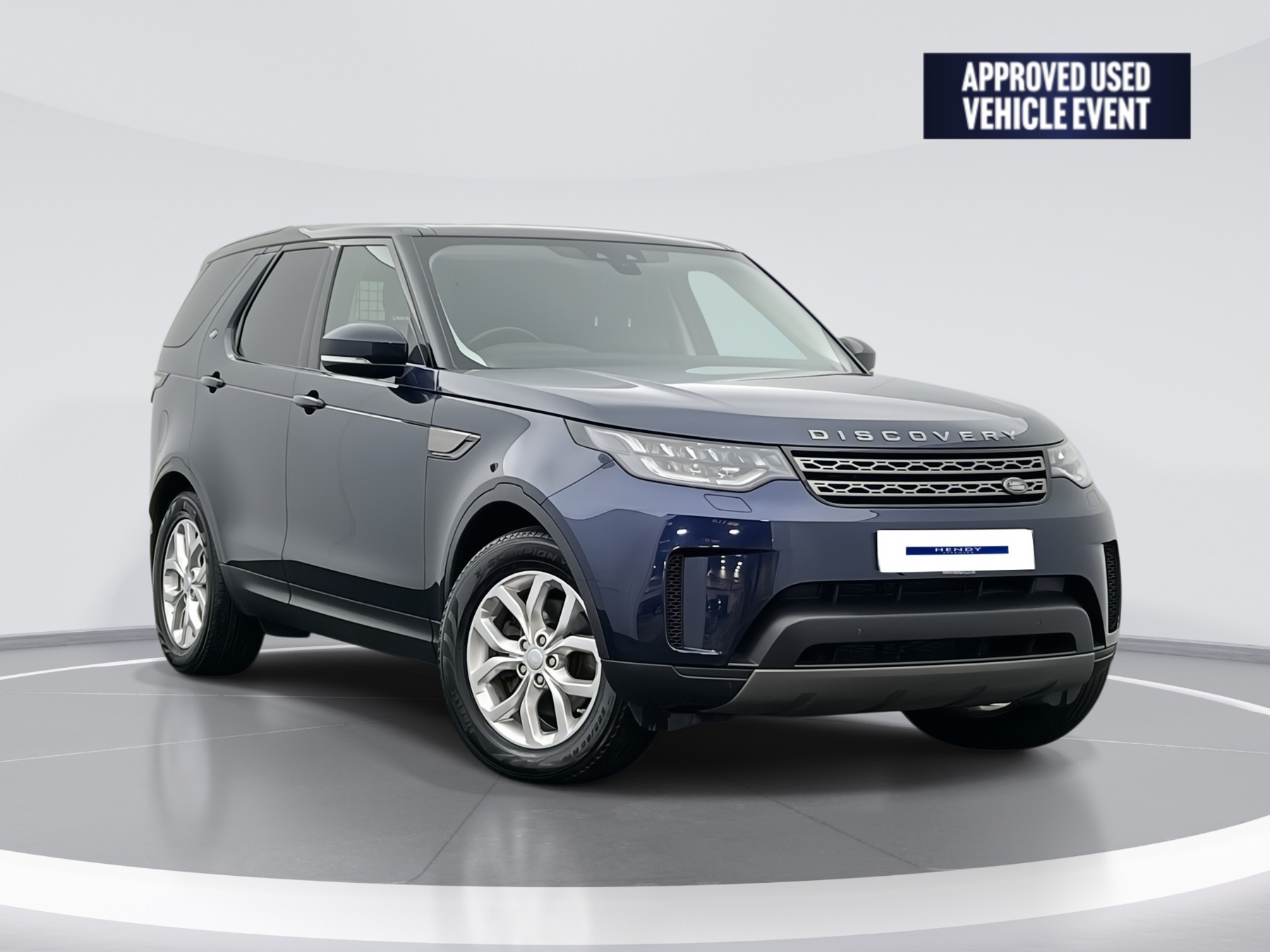 Main listing image - Land Rover Discovery