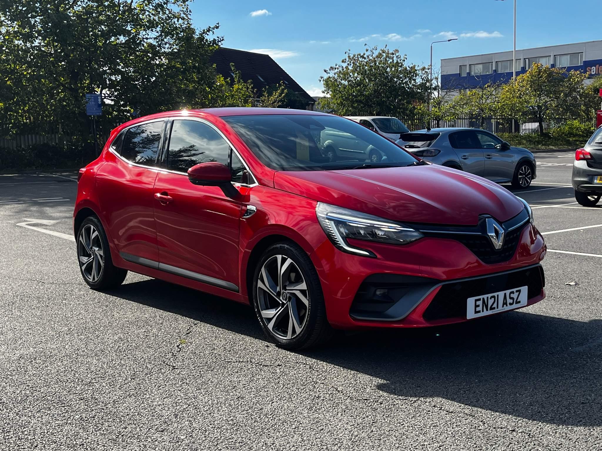 Main listing image - Renault Clio