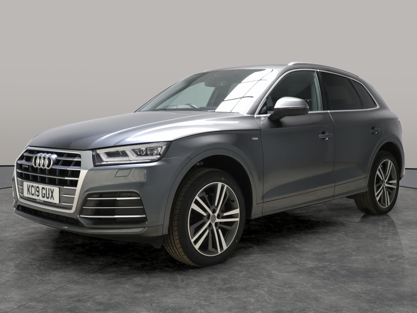 Main listing image - Audi Q5