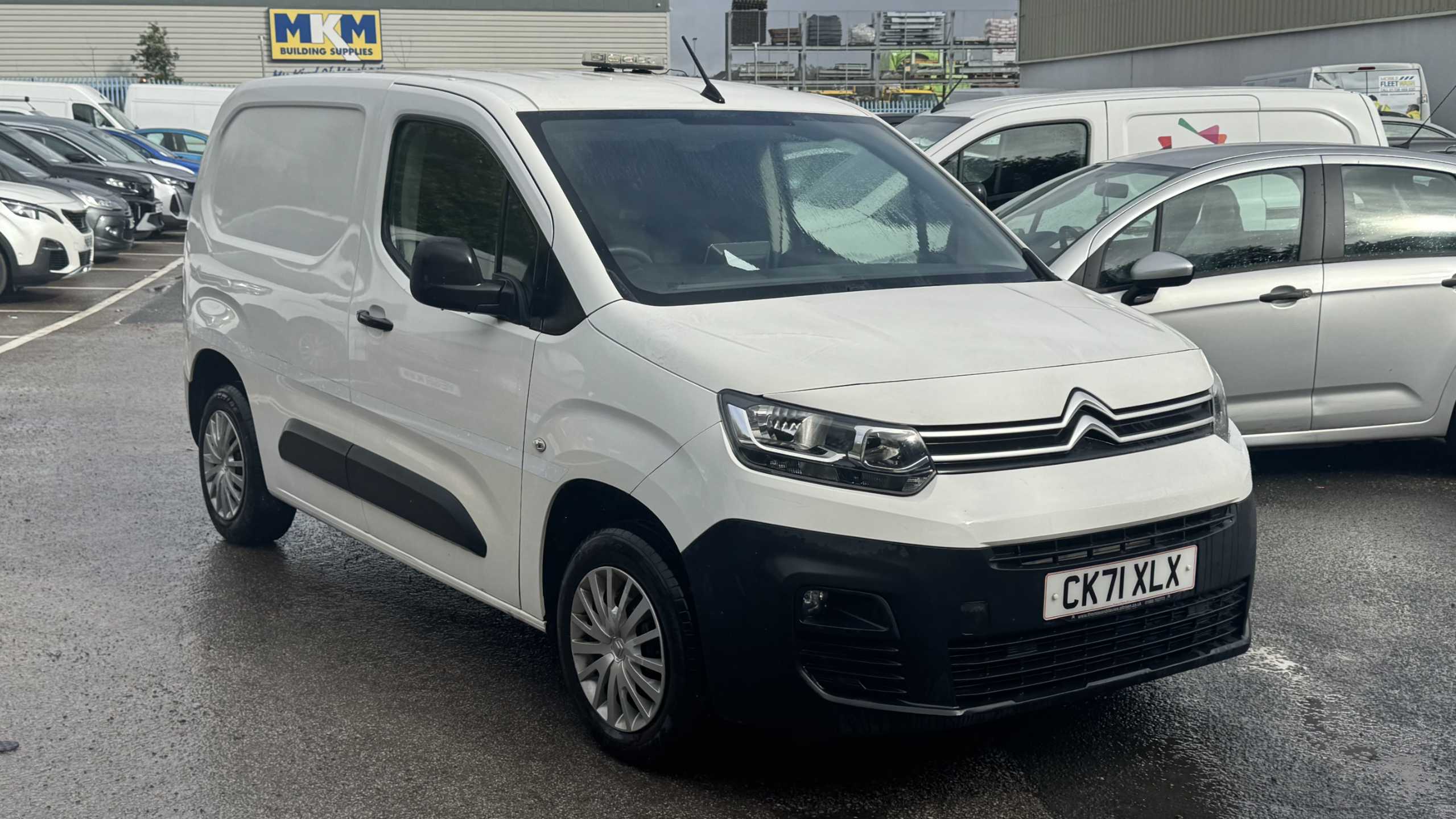 Main listing image - Citroen Berlingo Van