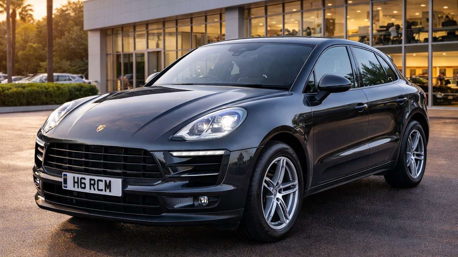 Main listing image - Porsche Macan