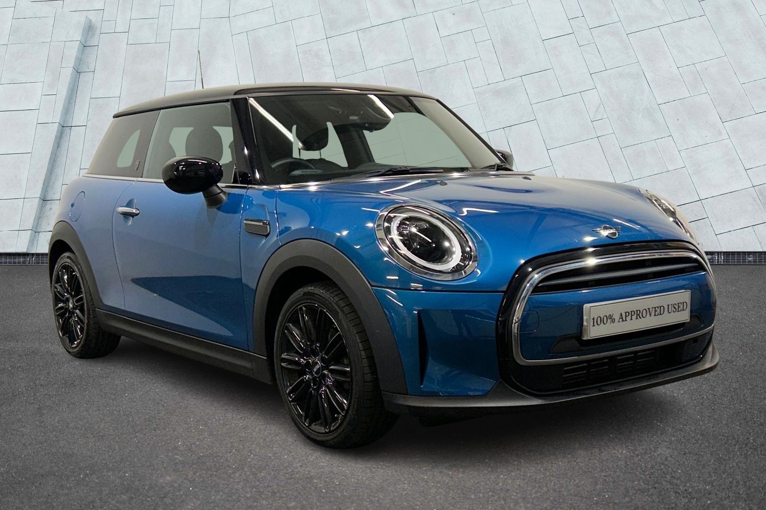 Main listing image - MINI Hatchback