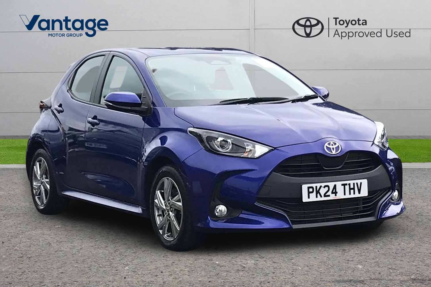 Main listing image - Toyota Yaris