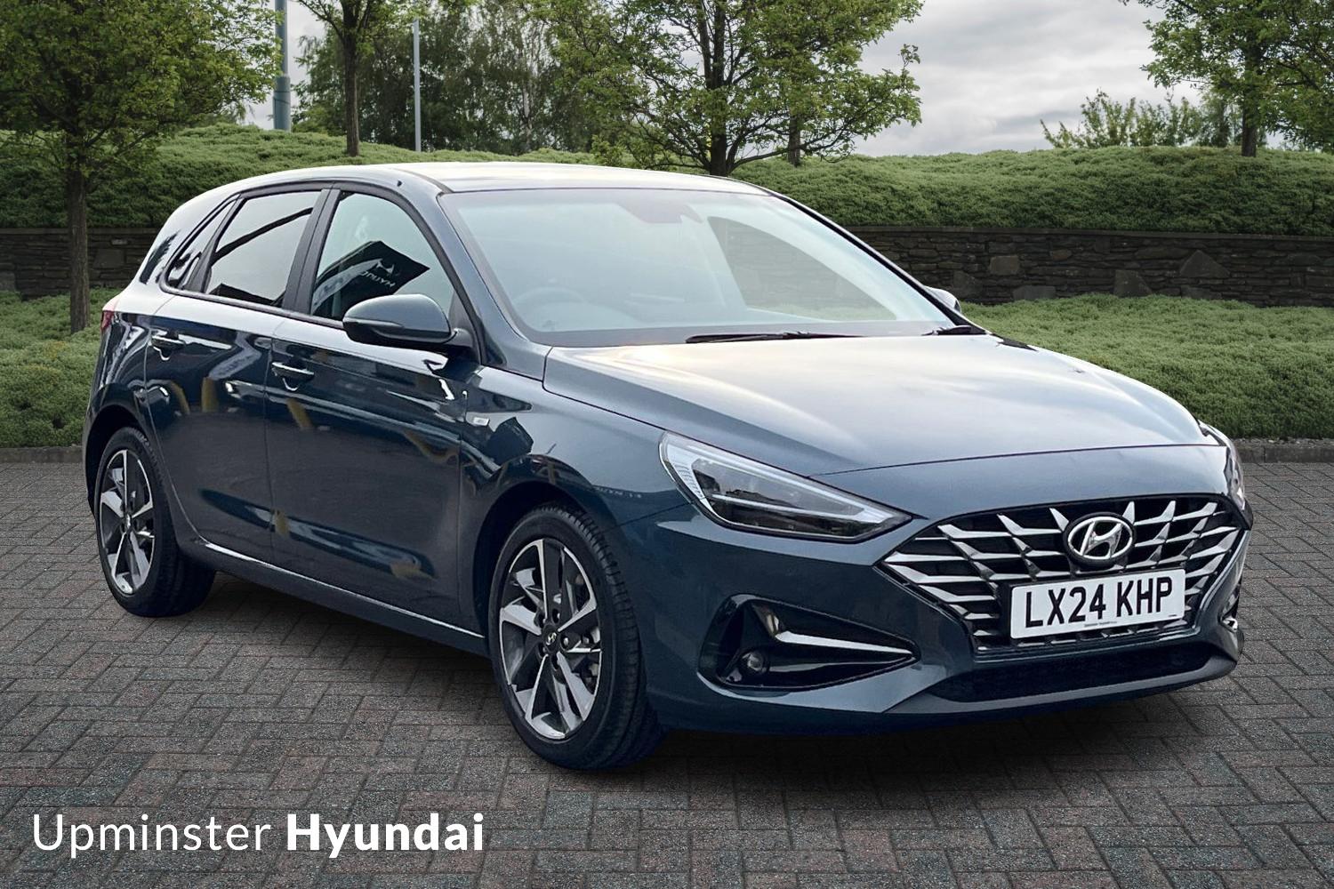 Main listing image - Hyundai i30