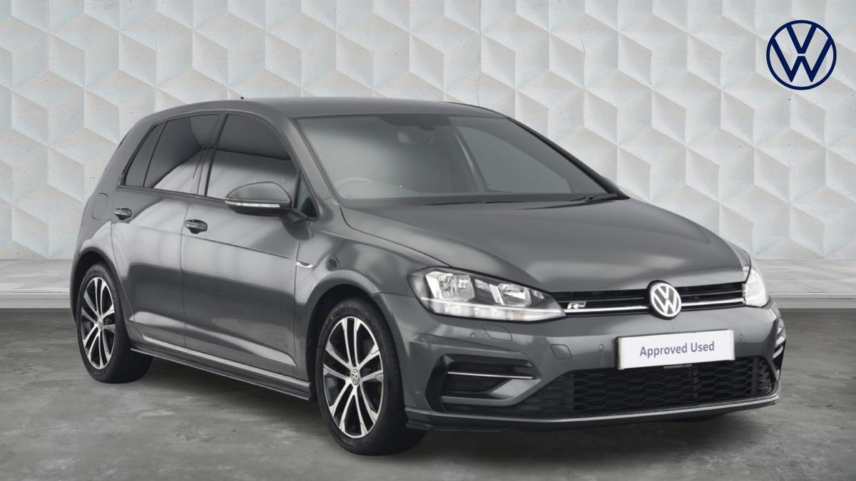 Main listing image - Volkswagen Golf