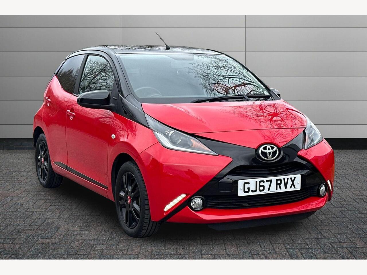 Main listing image - Toyota Aygo