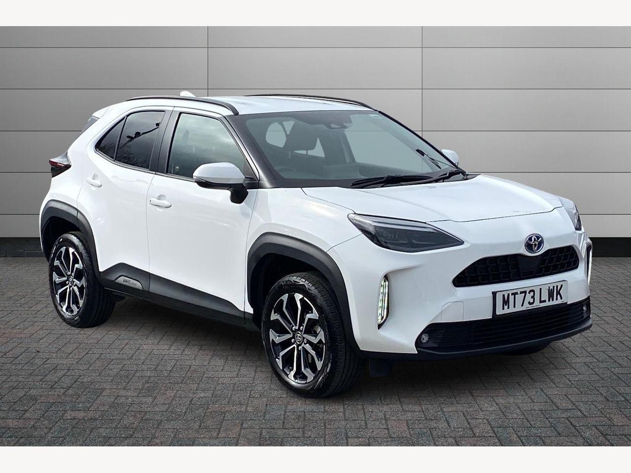 Main listing image - Toyota Yaris Cross