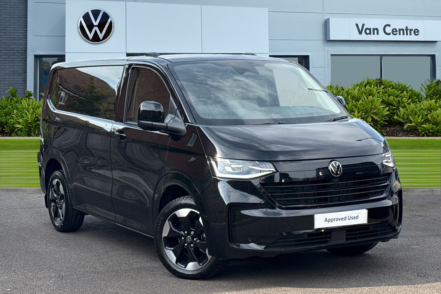 Main listing image - Volkswagen Transporter