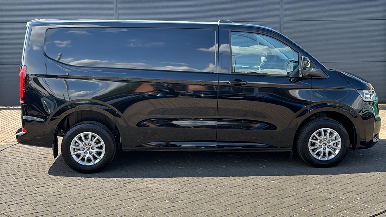 Main listing image - Volkswagen Transporter