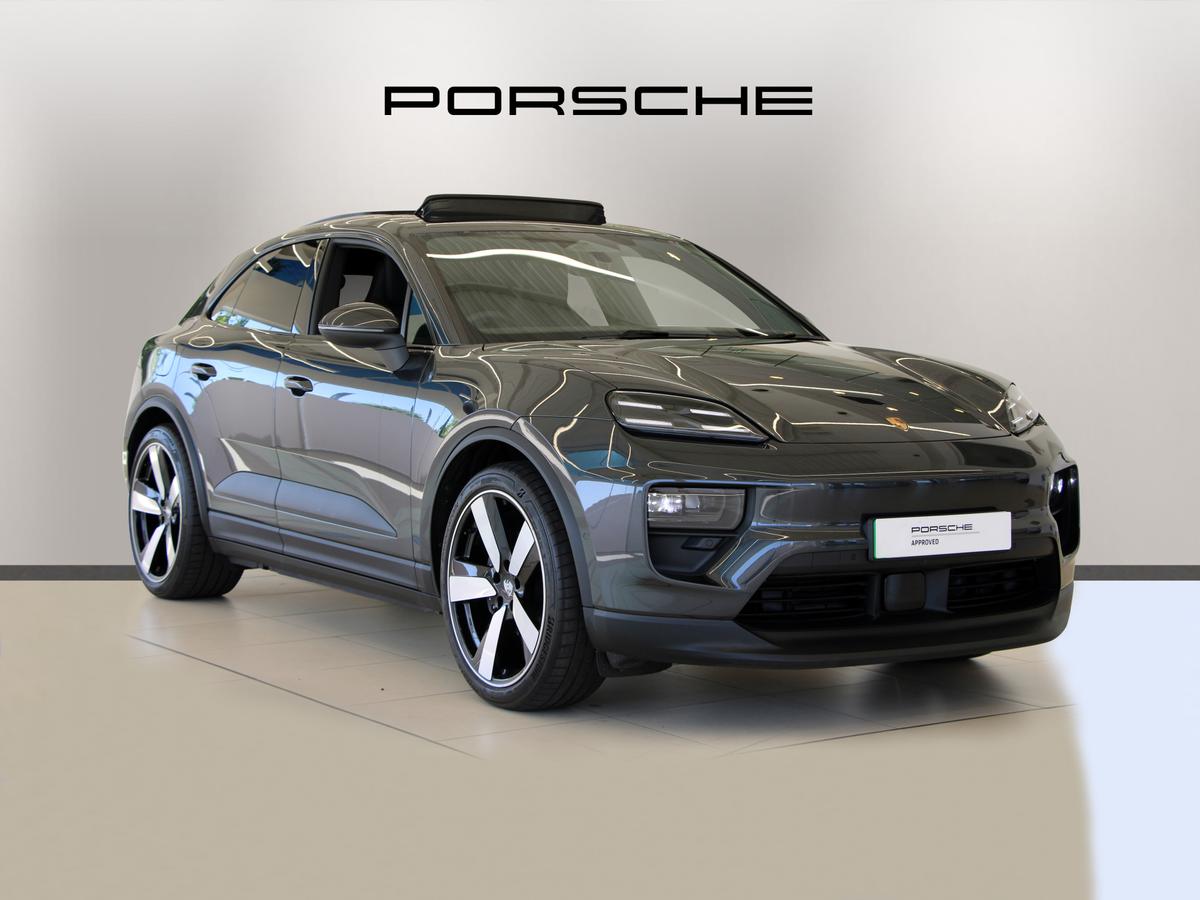 Main listing image - Porsche Macan