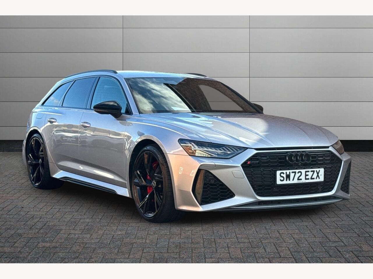 Main listing image - Audi RS6