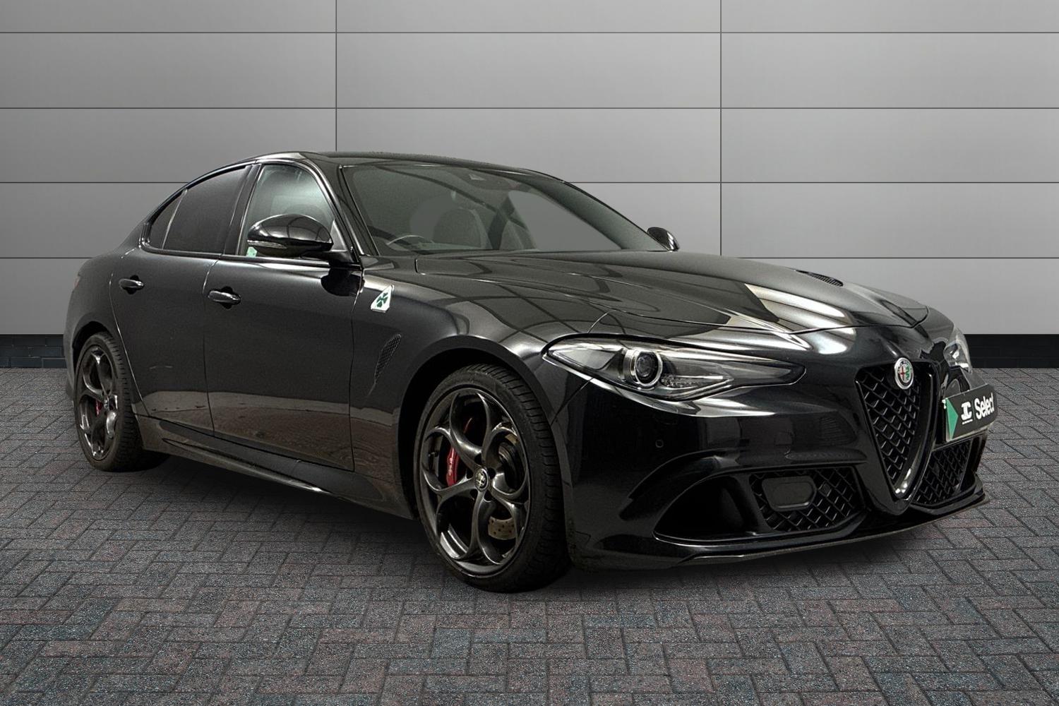 Main listing image - Alfa Romeo Giulia