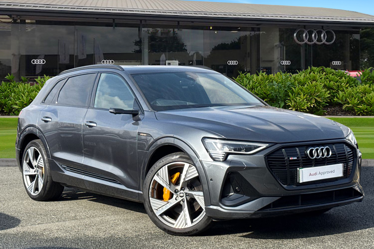 Main listing image - Audi e-tron