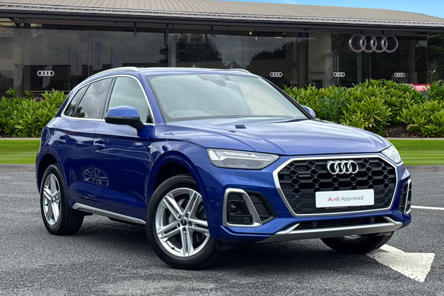 Main listing image - Audi Q5