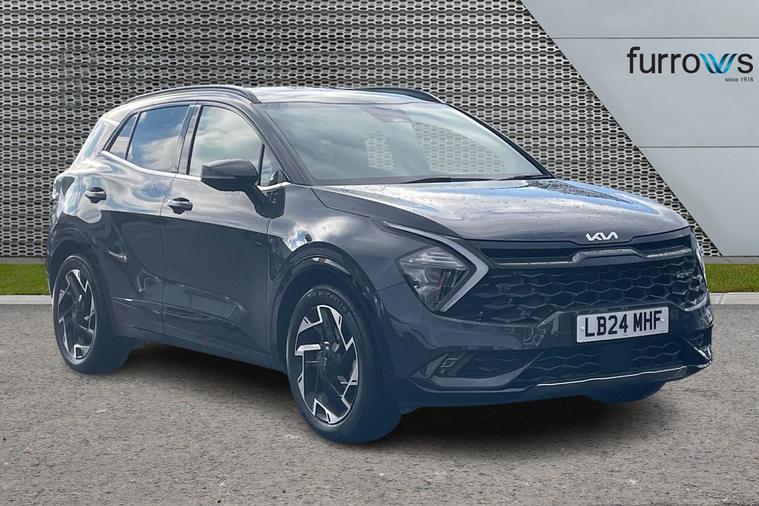 Main listing image - Kia Sportage