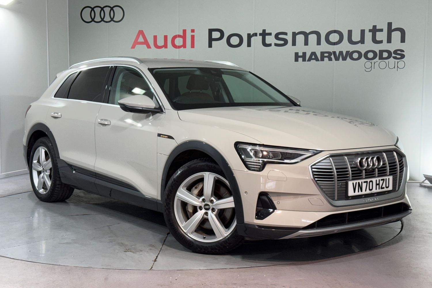 Main listing image - Audi e-tron