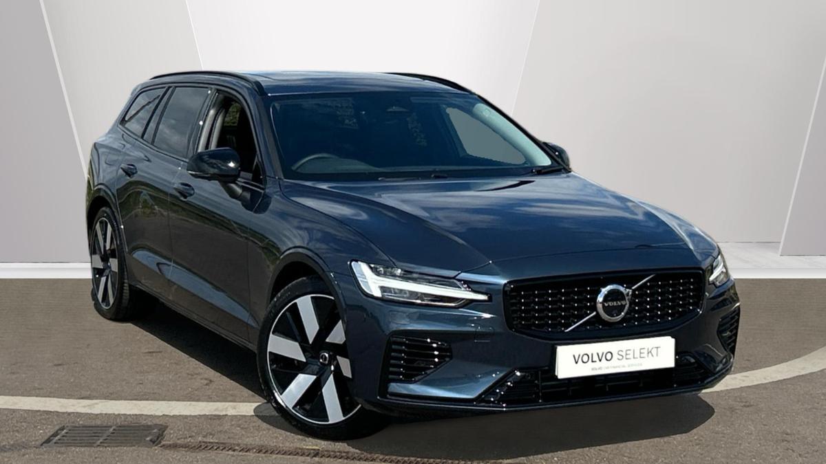 Main listing image - Volvo V60