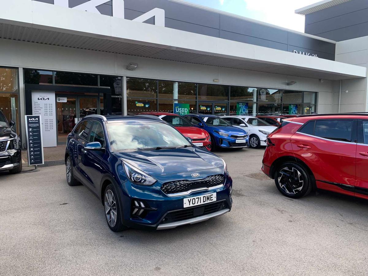 Main listing image - Kia Niro