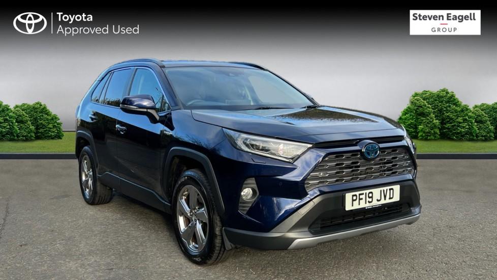 Main listing image - Toyota RAV4