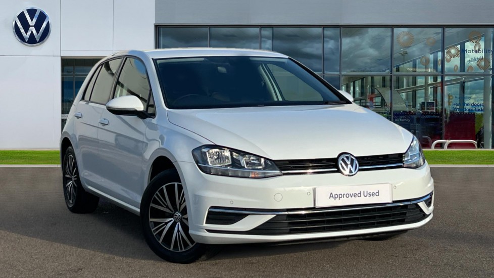 Main listing image - Volkswagen Golf