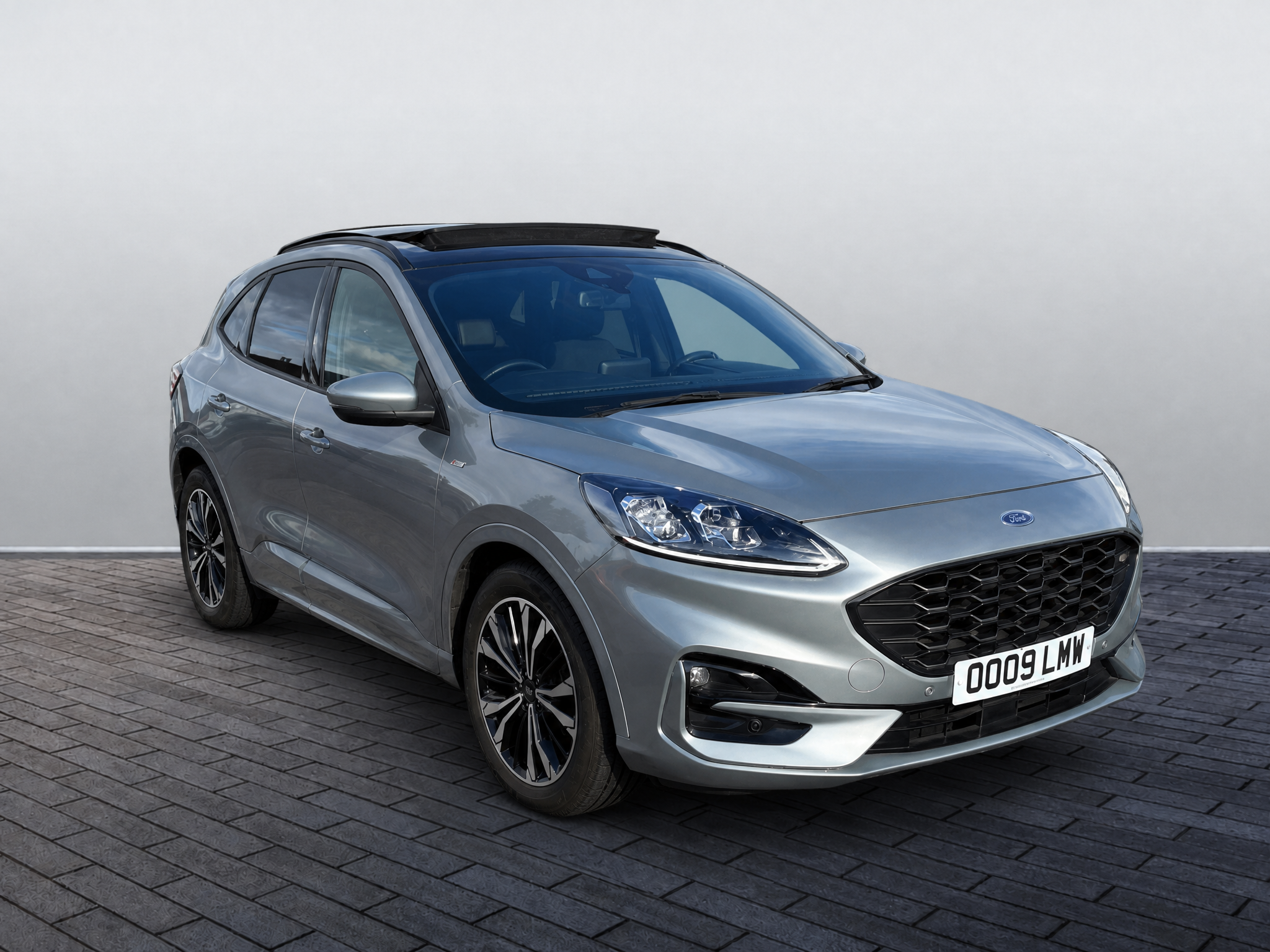 Main listing image - Ford Kuga