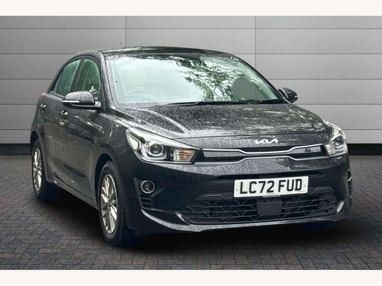 Main listing image - Kia Rio