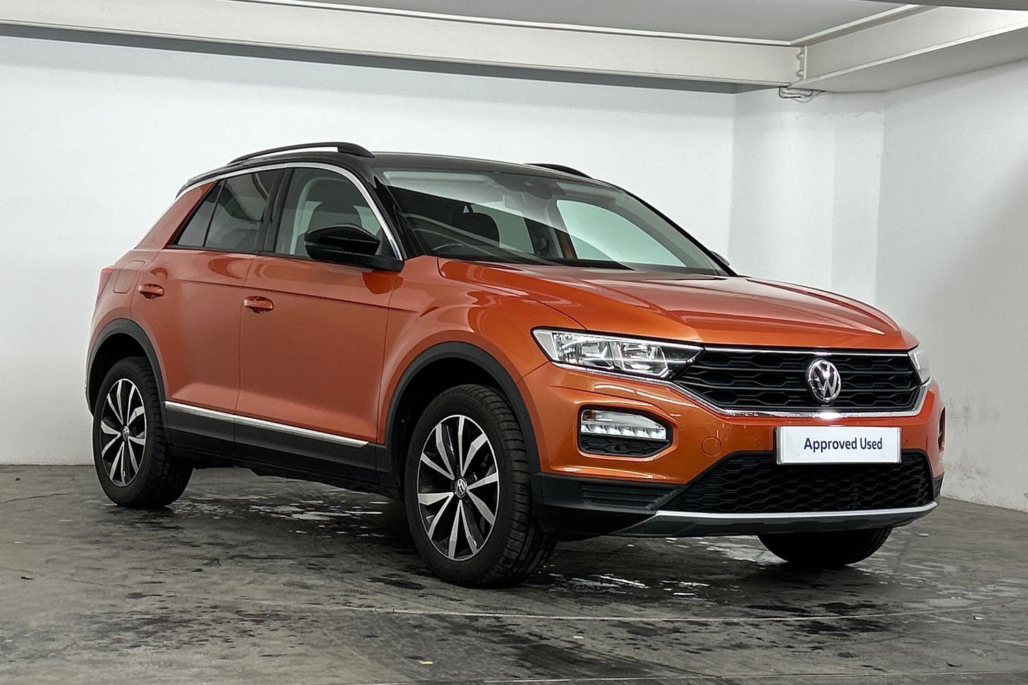 Main listing image - Volkswagen T-Roc