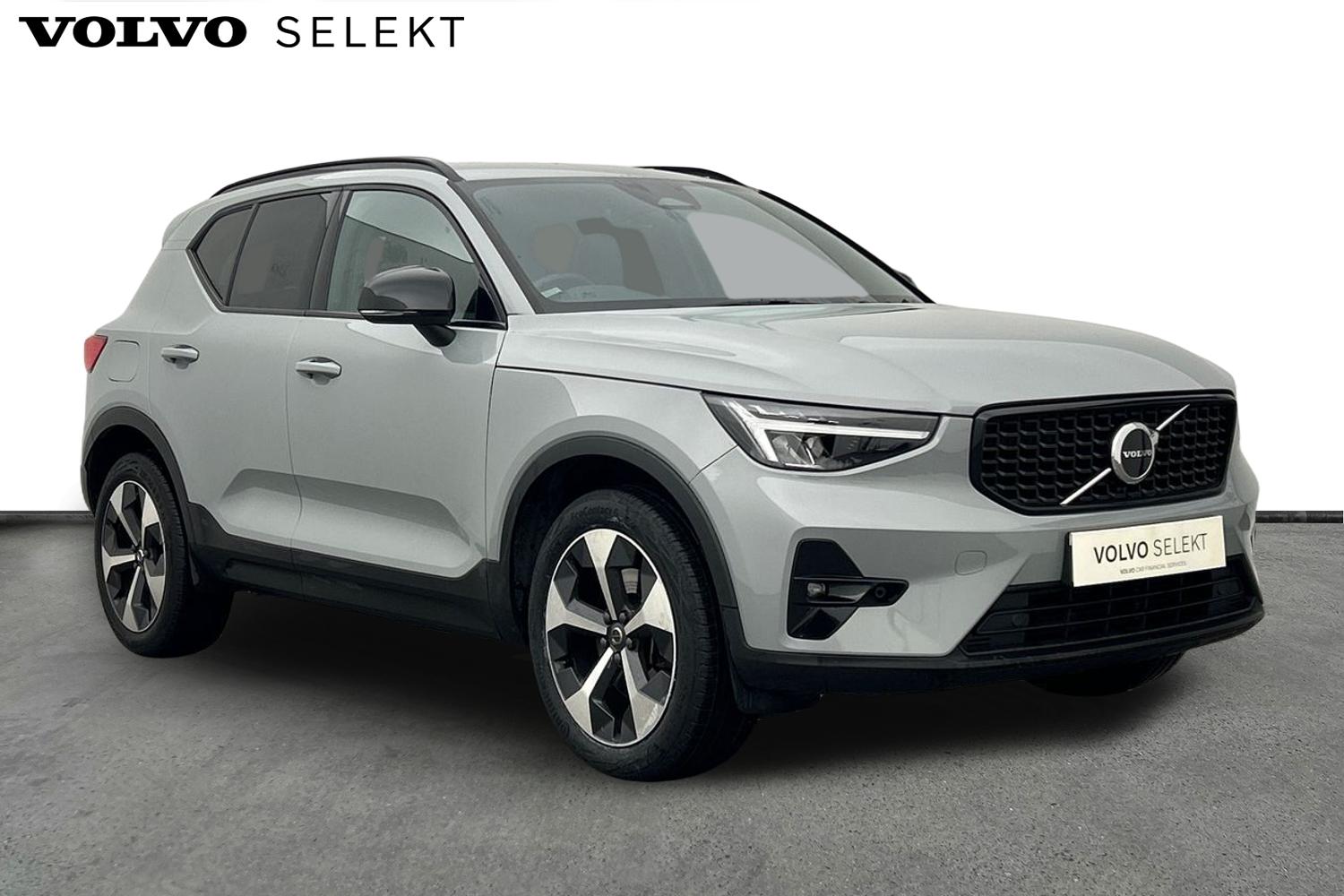 Main listing image - Volvo XC40