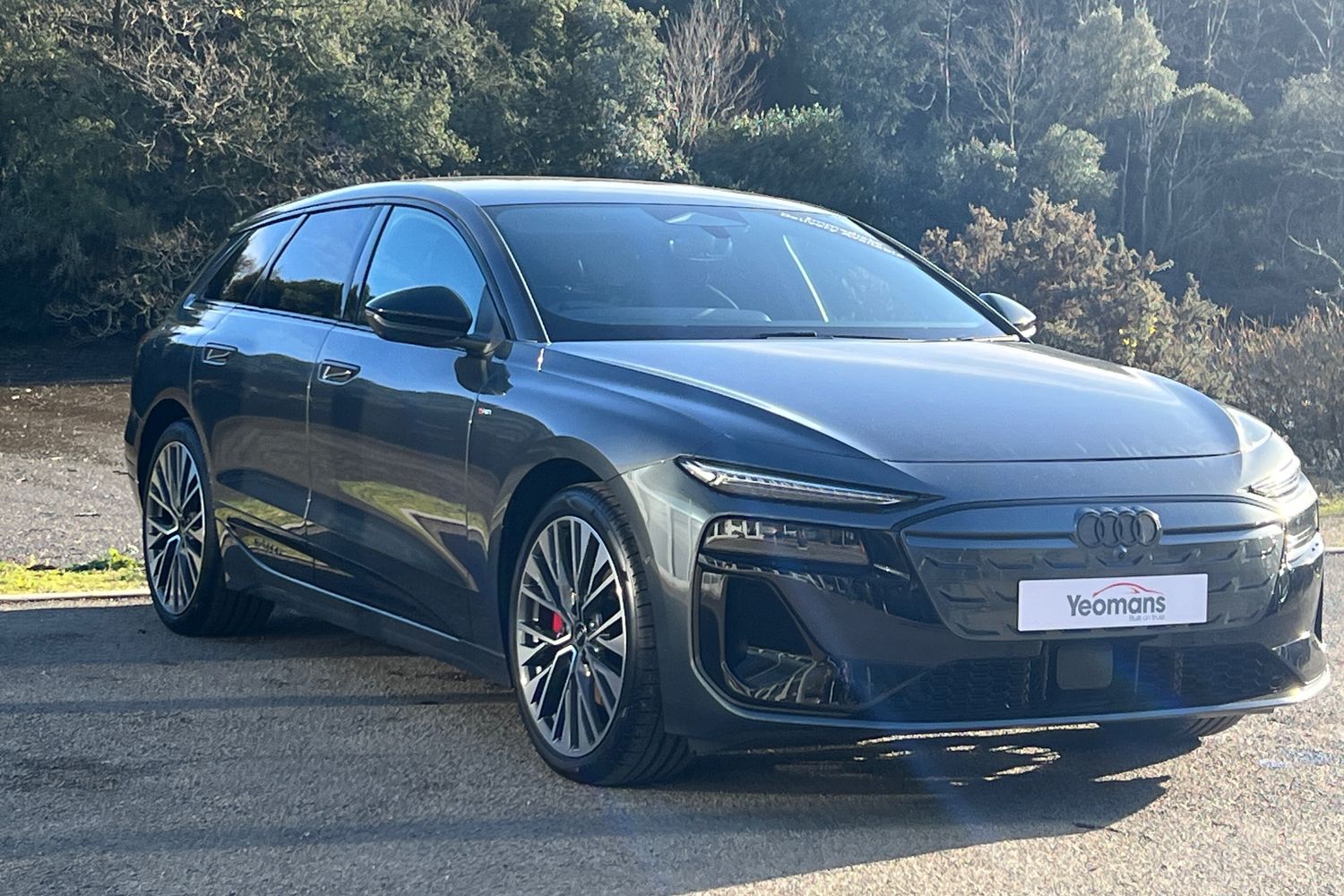 Main listing image - Audi A6