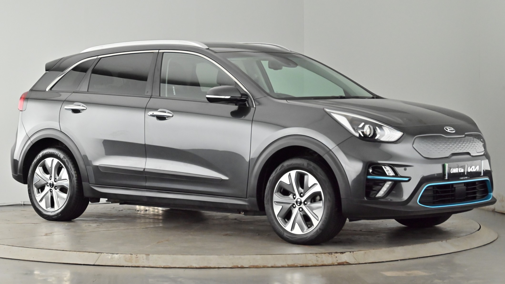 Main listing image - Kia e-Niro