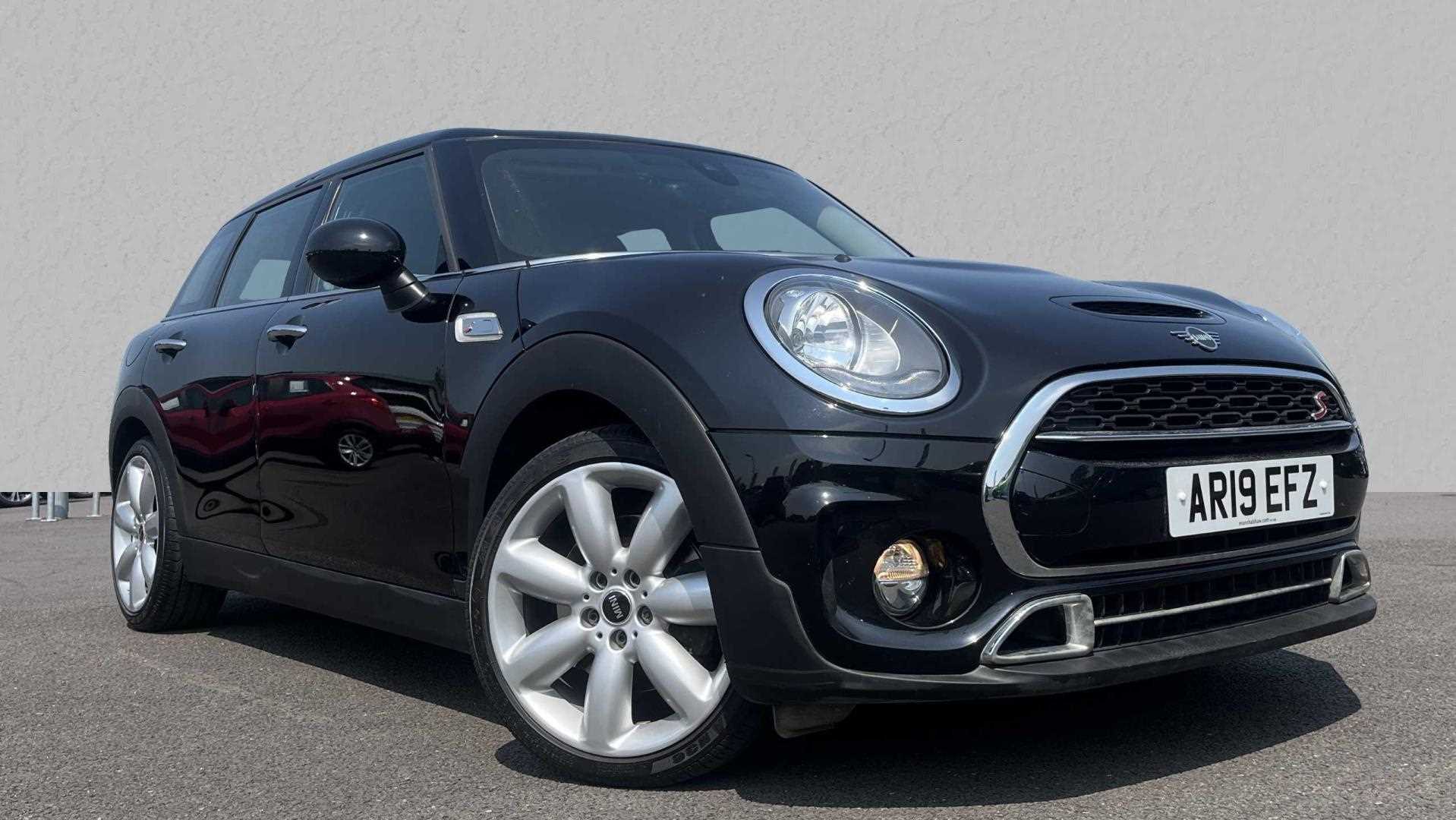 Main listing image - MINI Clubman