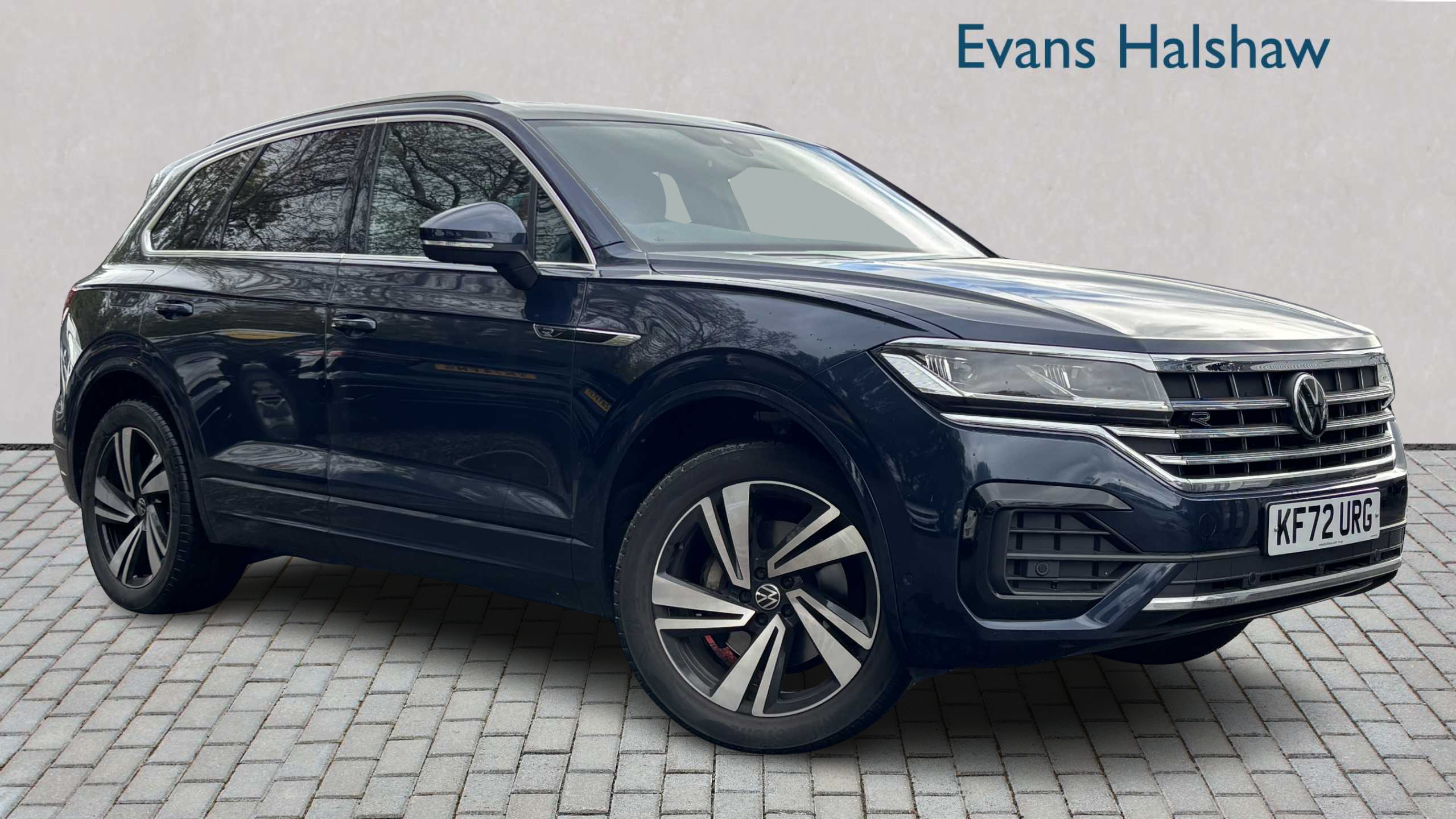Main listing image - Volkswagen Touareg