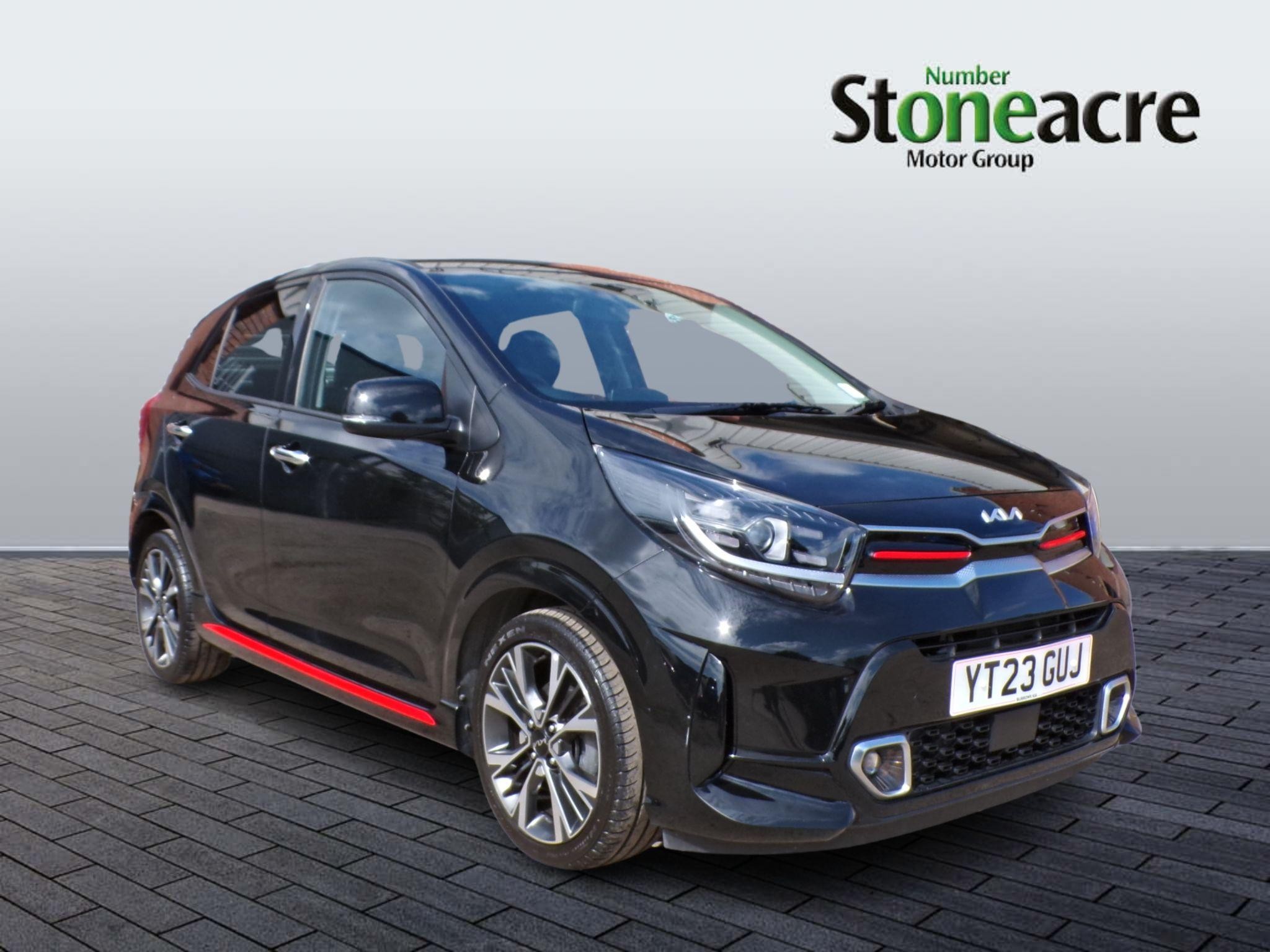 Main listing image - Kia Picanto