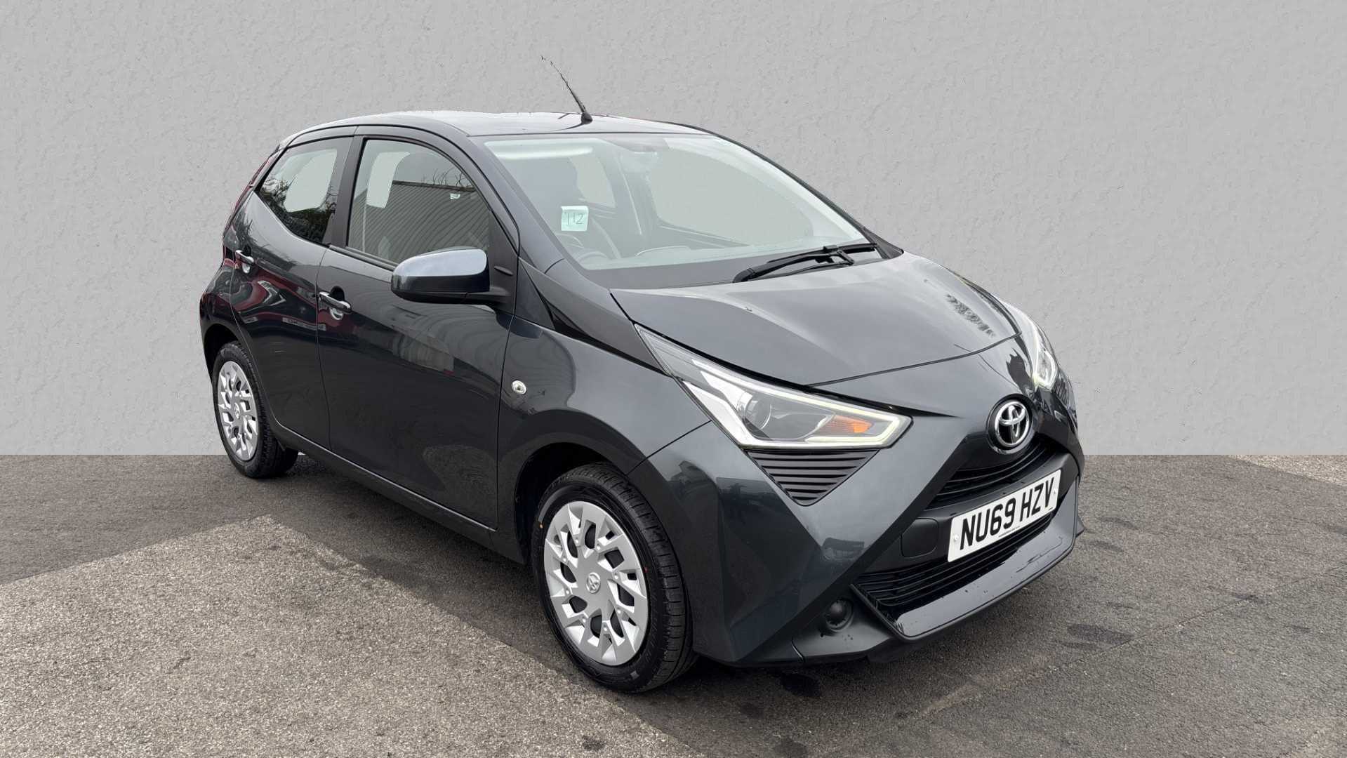 Main listing image - Toyota Aygo