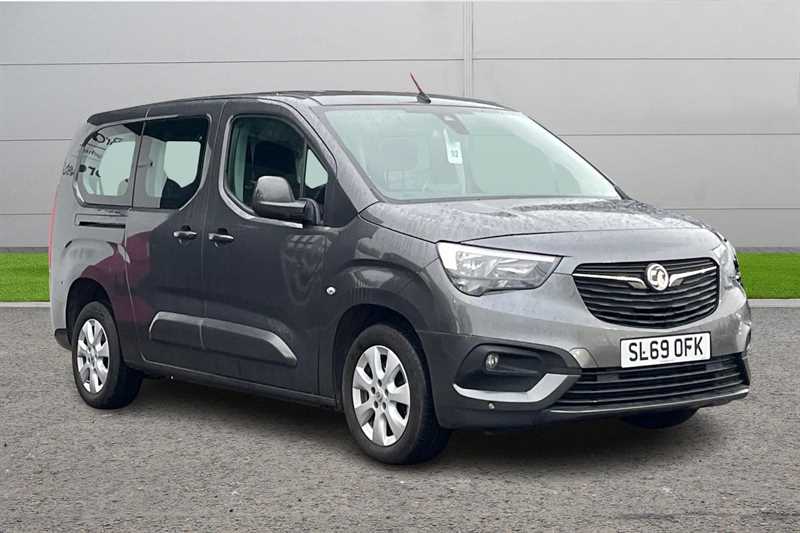 Main listing image - Vauxhall Combo Life