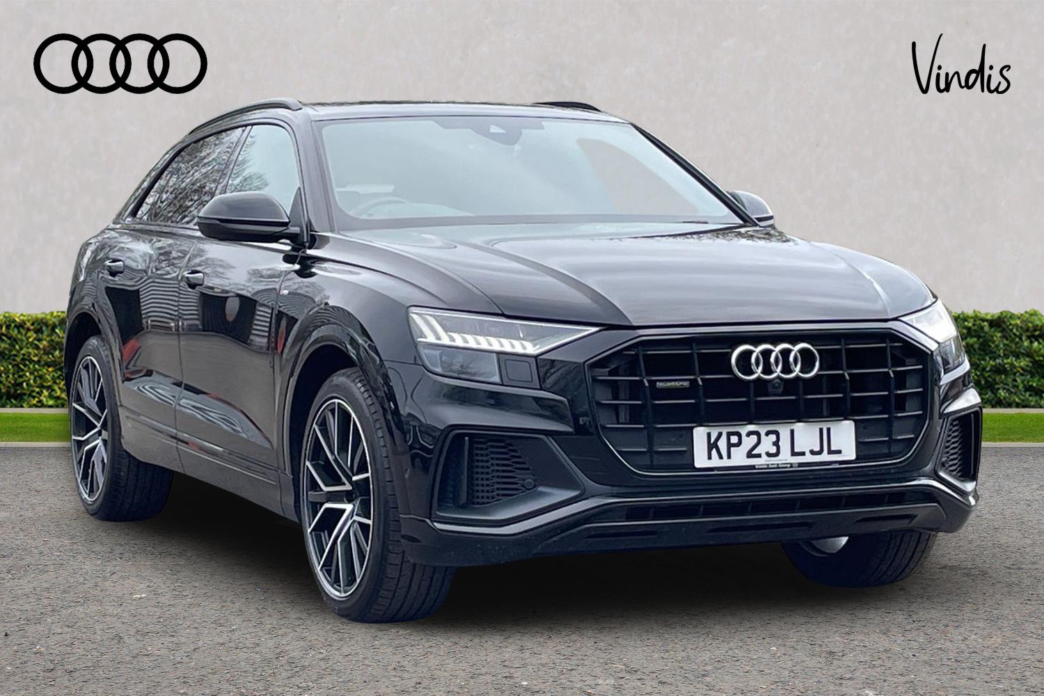 Main listing image - Audi Q8
