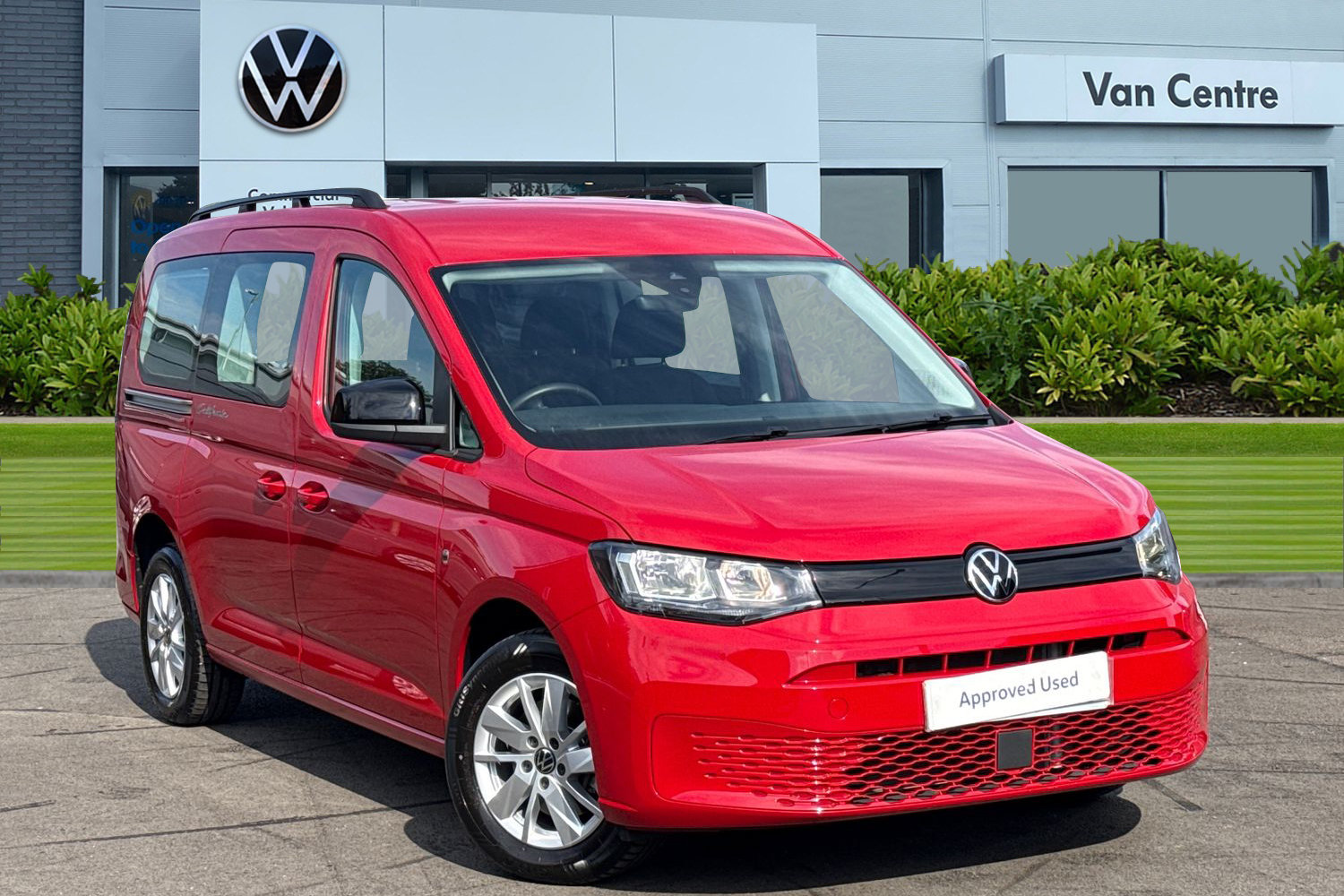 Main listing image - Volkswagen Caddy California Maxi