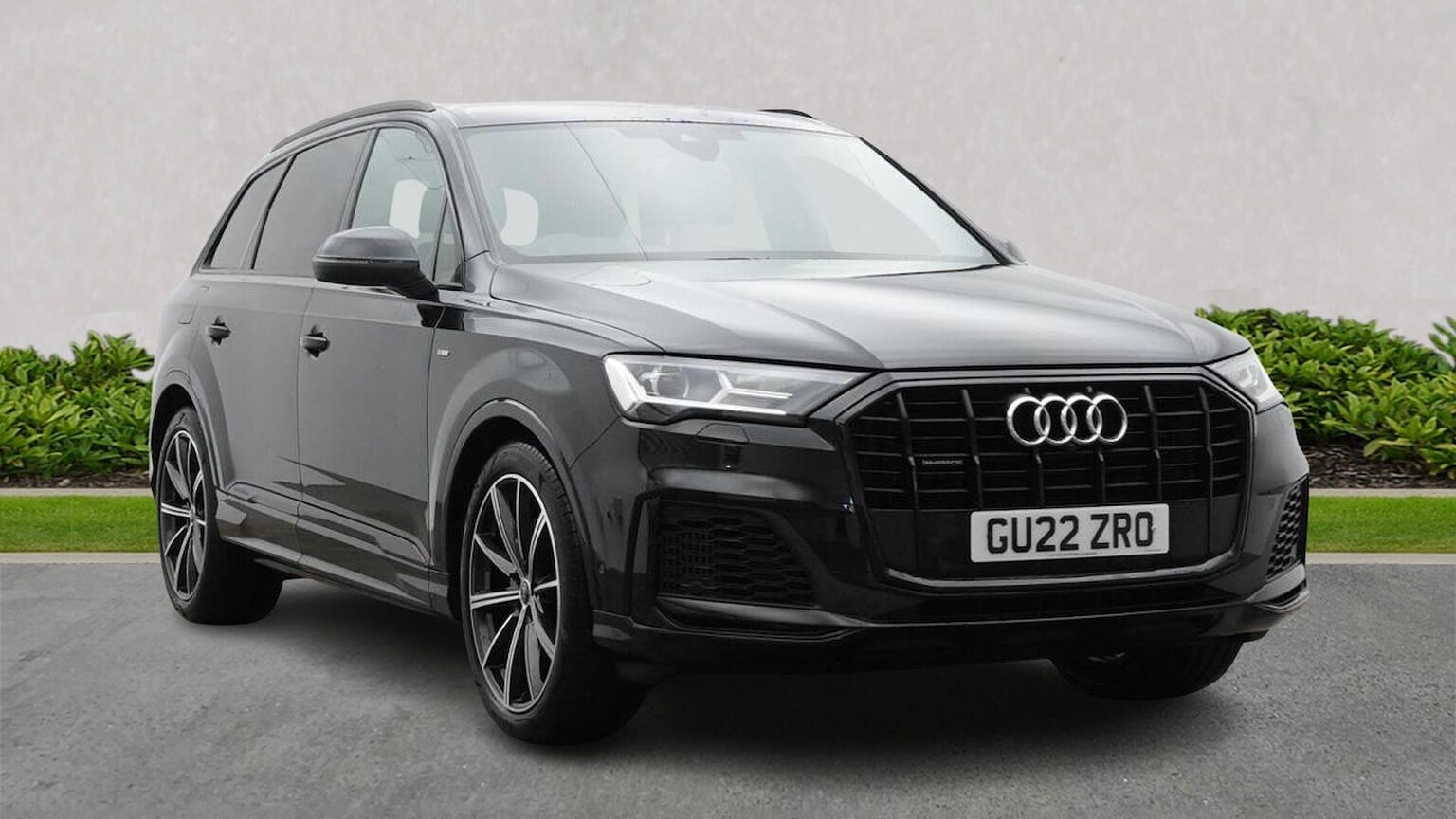 Main listing image - Audi Q7