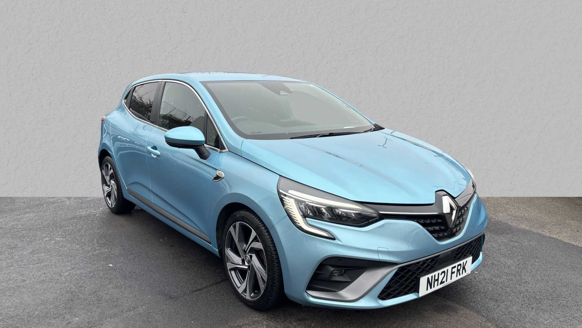 Main listing image - Renault Clio