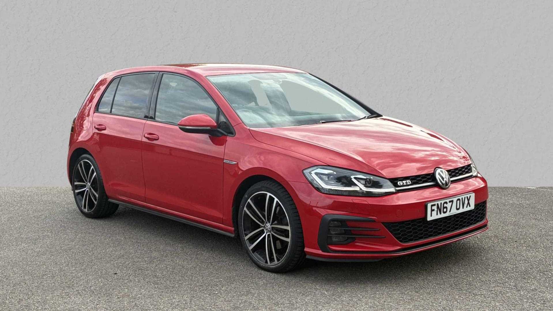 Main listing image - Volkswagen Golf