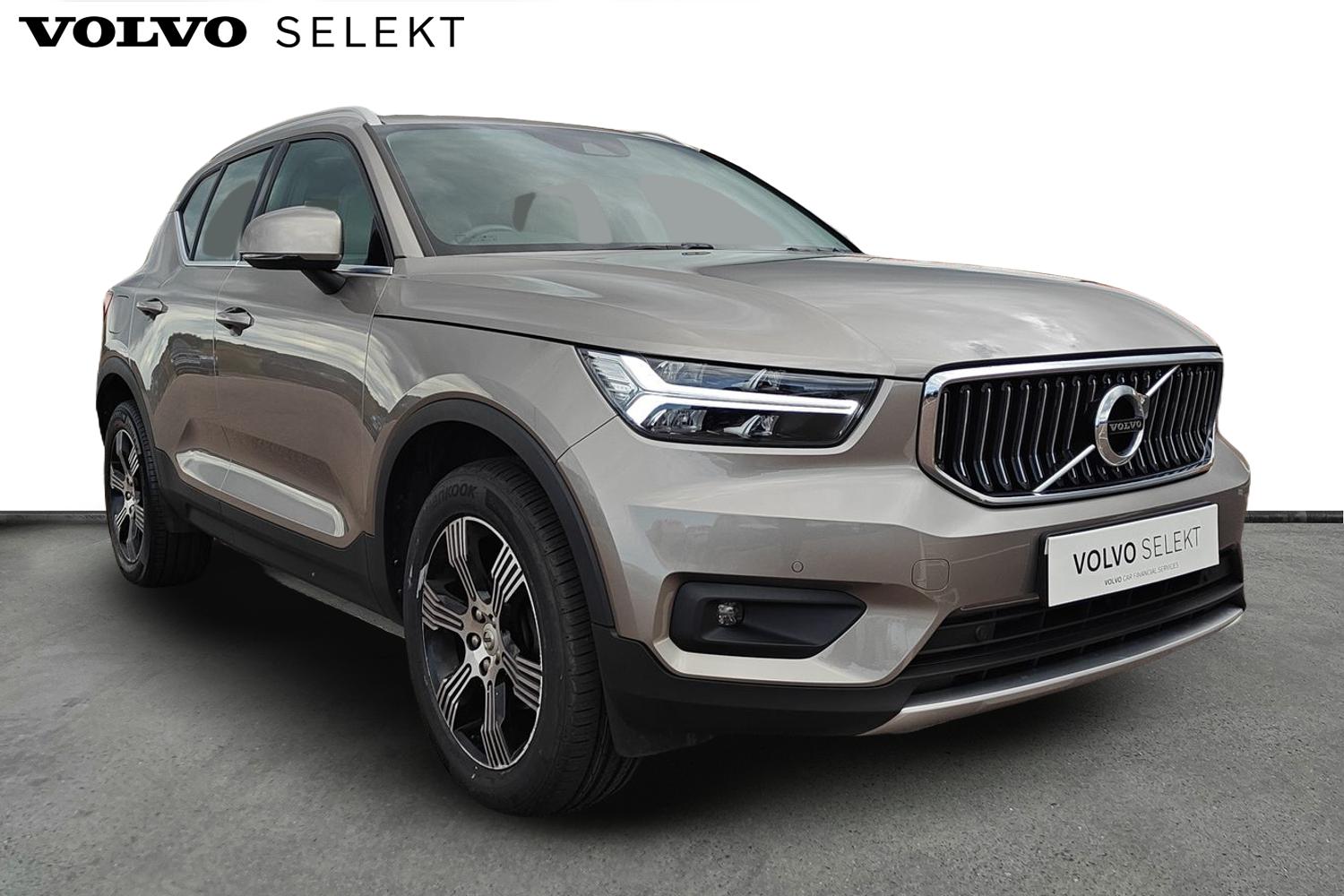 Main listing image - Volvo XC40