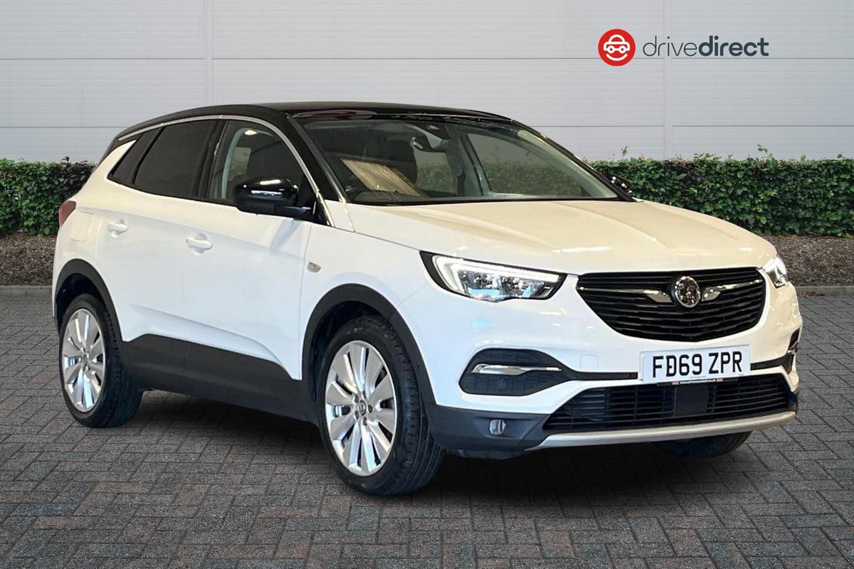 Main listing image - Vauxhall Grandland X