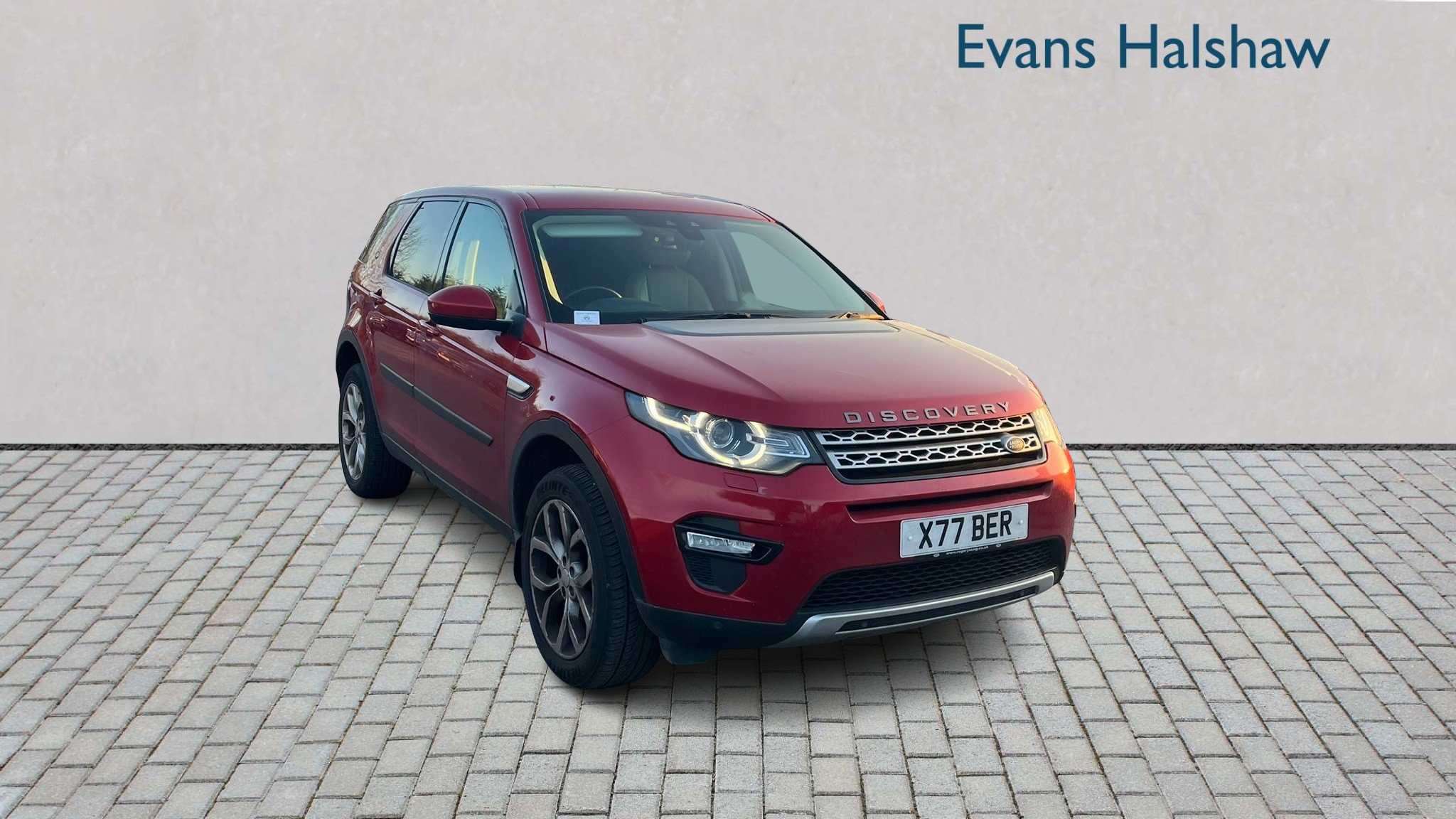 Main listing image - Land Rover Discovery Sport
