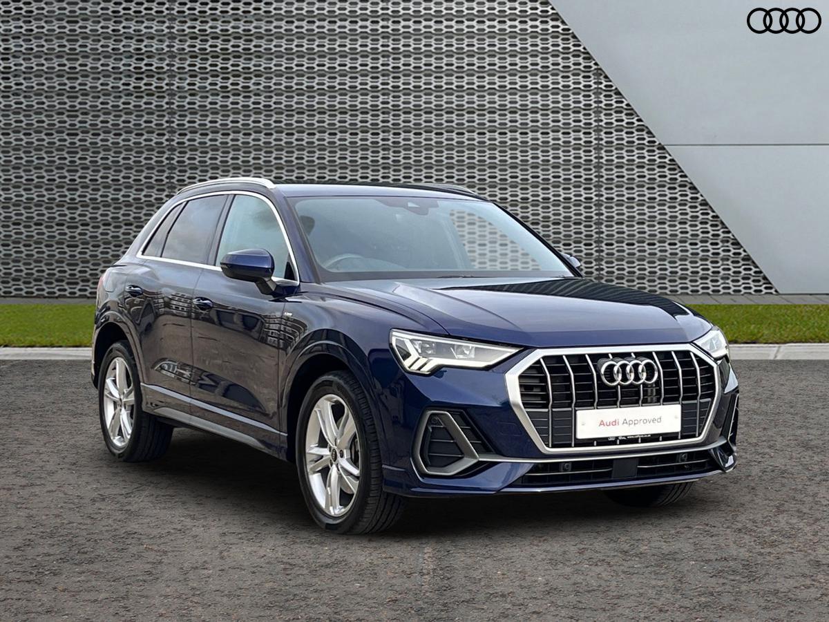 Main listing image - Audi Q3