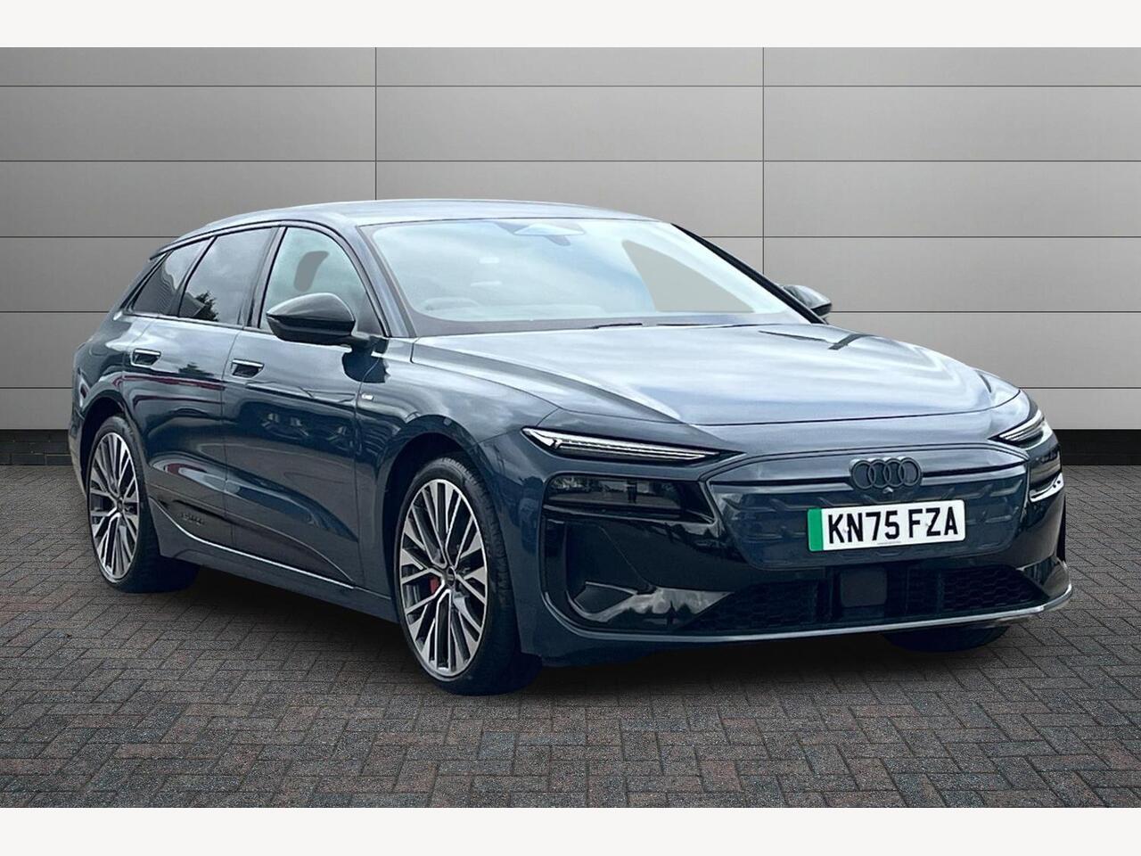 Main listing image - Audi A6