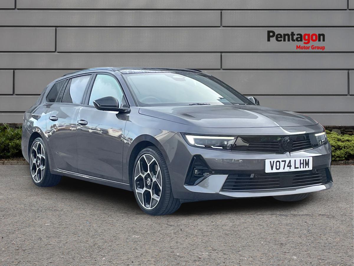 Main listing image - Vauxhall Astra Sports Tourer