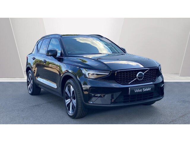 Main listing image - Volvo XC40