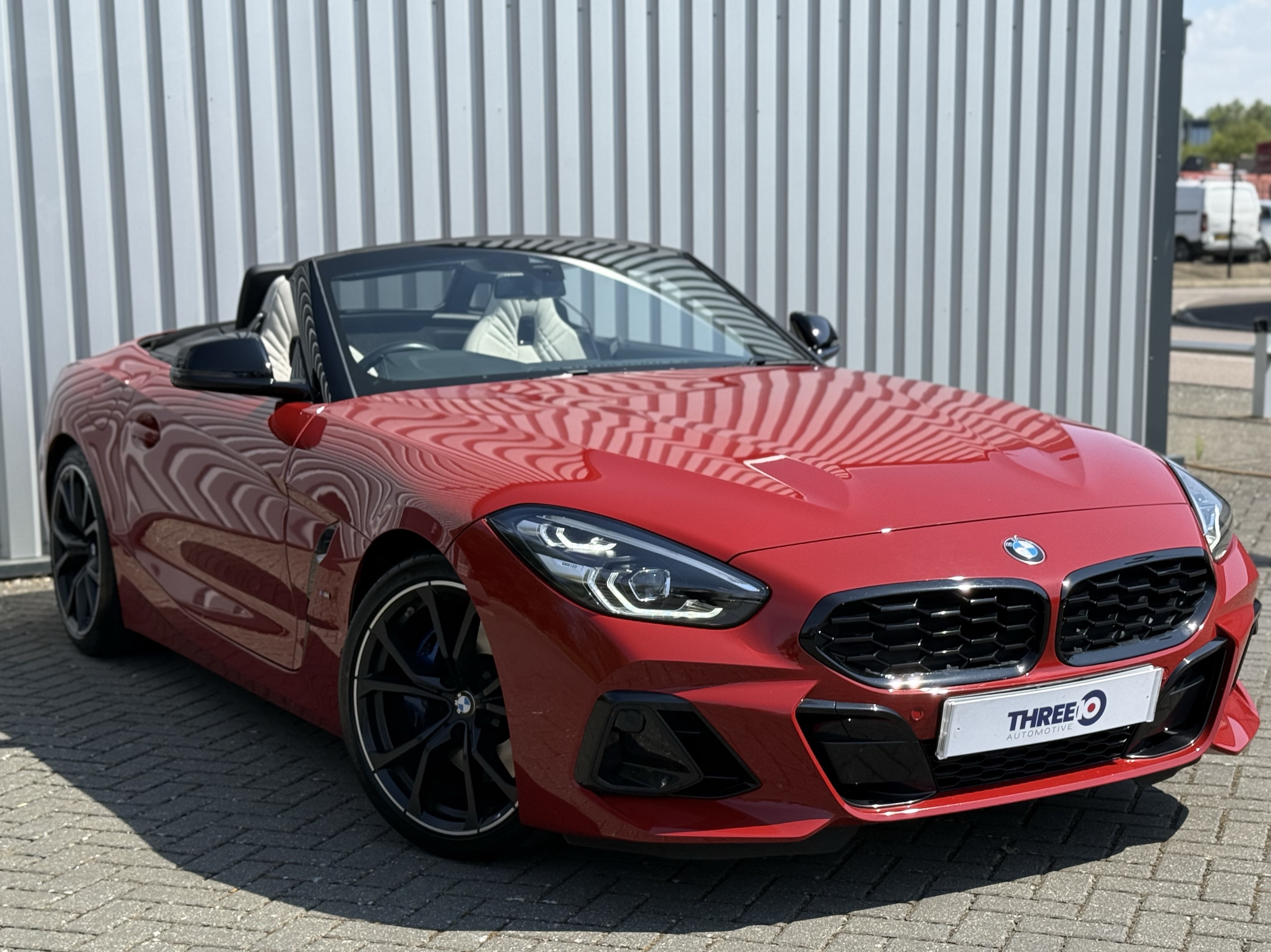 Main listing image - BMW Z4