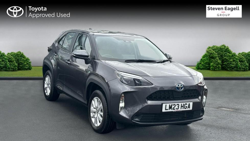 Main listing image - Toyota Yaris Cross