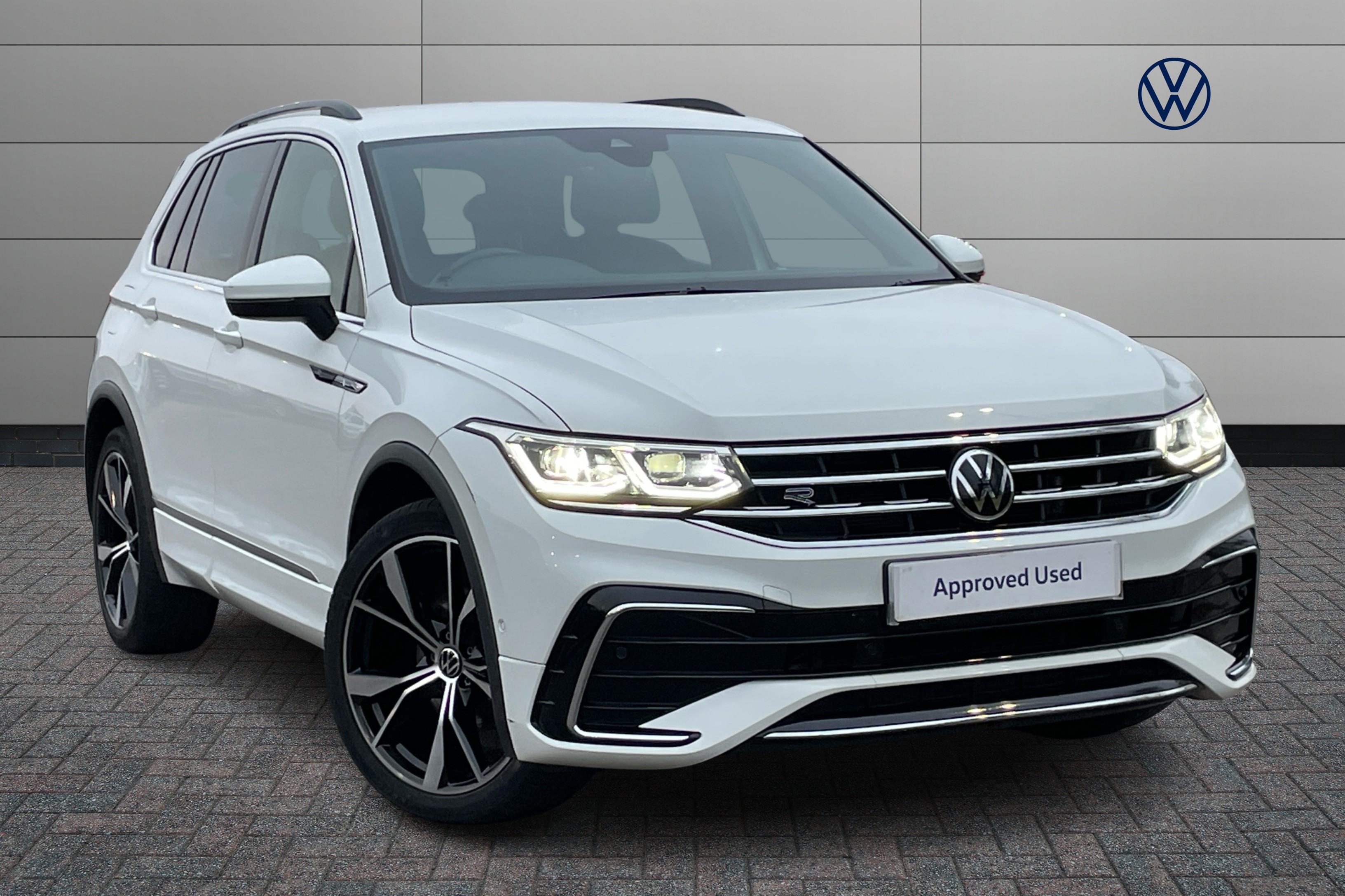 Main listing image - Volkswagen Tiguan